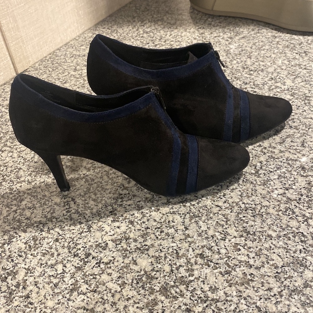 Impo Triumph Suede Booties with Zipper - Picture 7 of 10